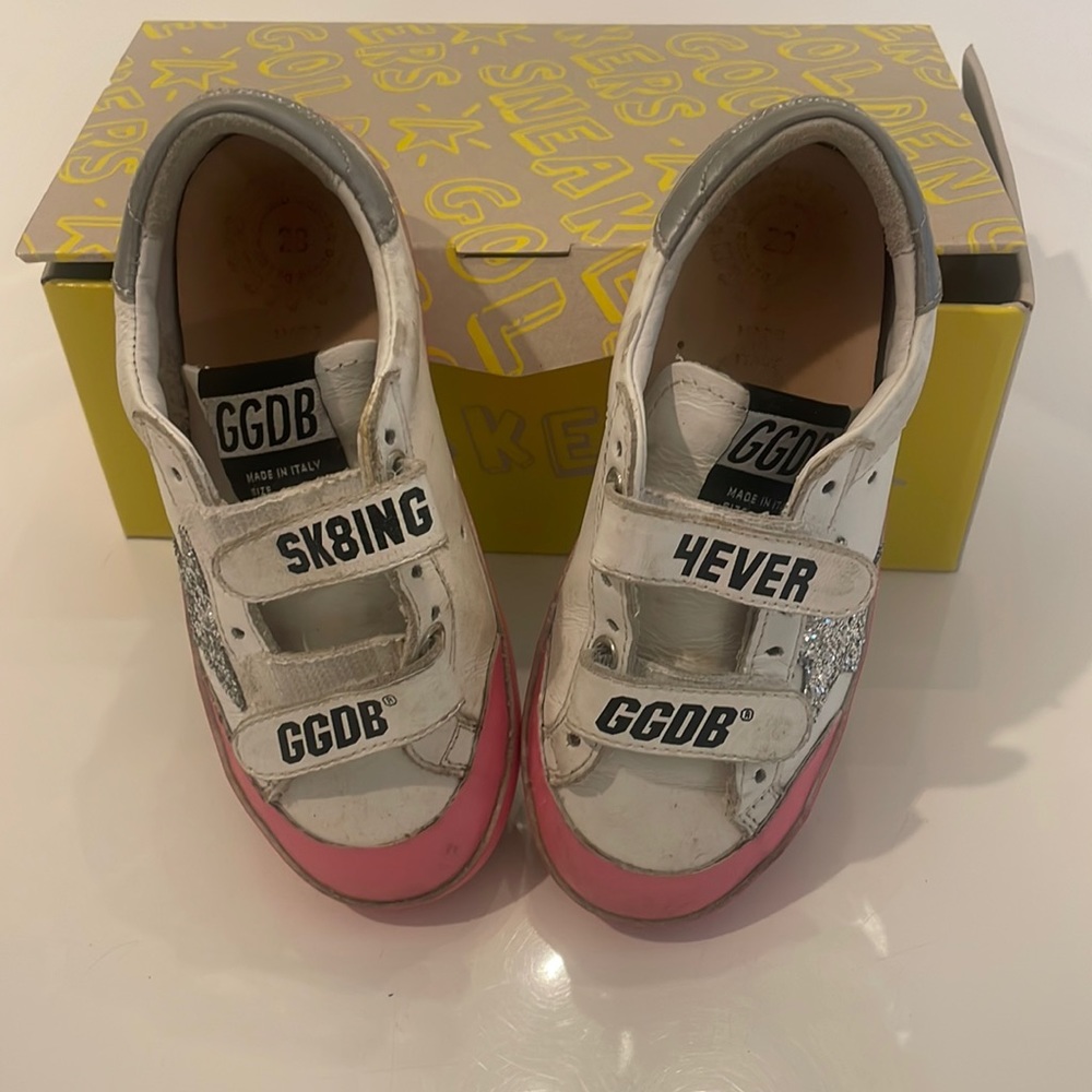 EUC Golden Goose little girls sneakers. Size 28